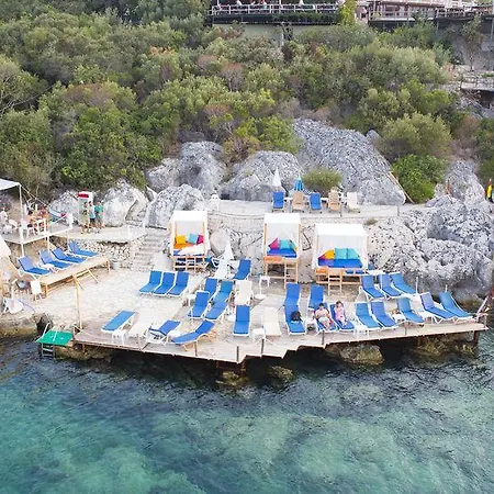 Thetis Otel 4*