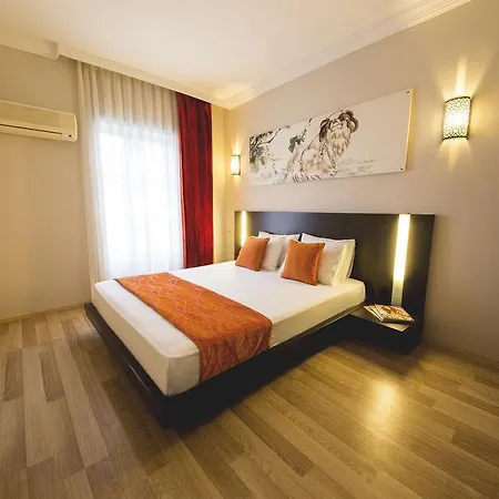 Otel Thetis 4*